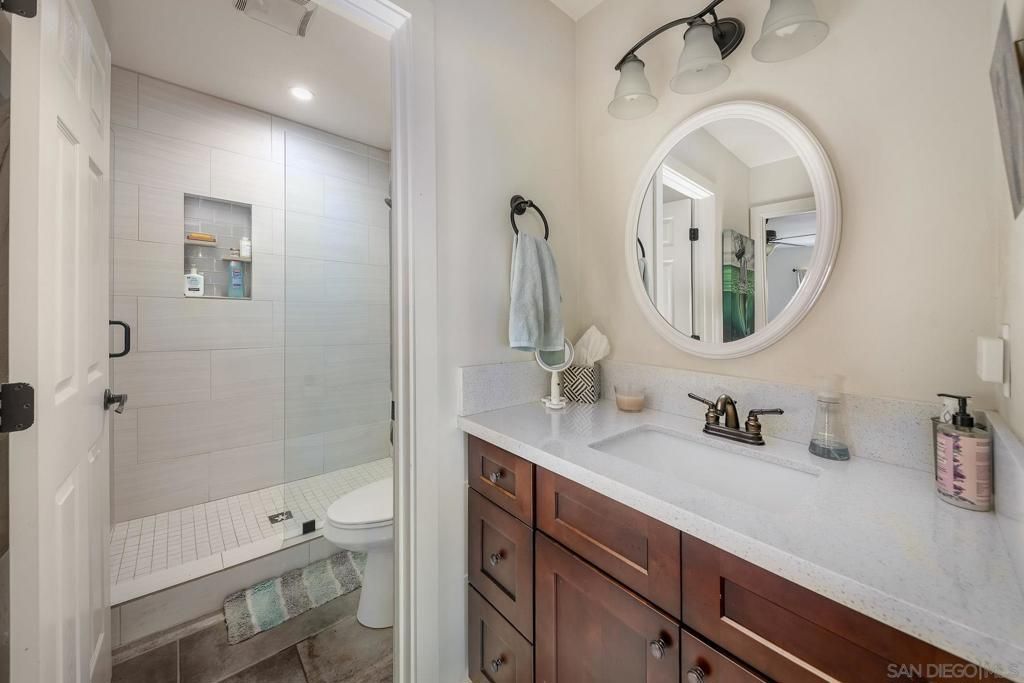 Image 25 of property listing at 12052 Sky View Dr, Valley Center, CA 92082