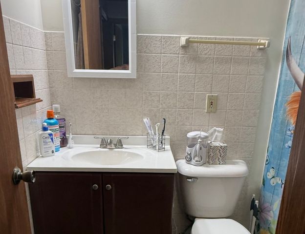 5199 Elmwood Road, Oak Forest, IL 60452