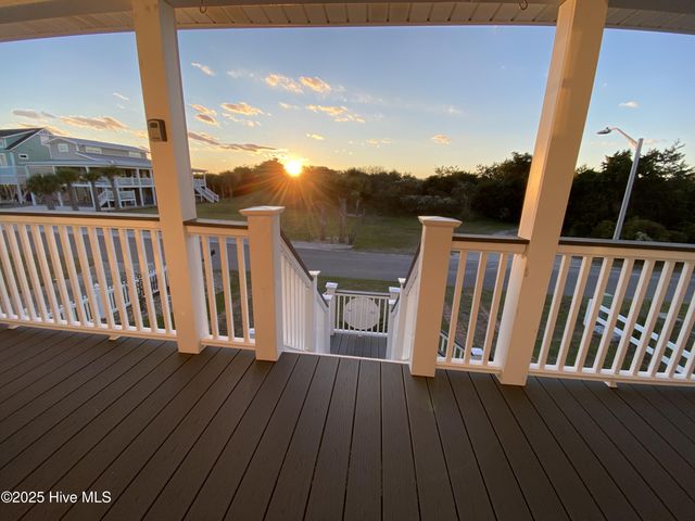 160 Sailfish Drive, Supply, NC 28462