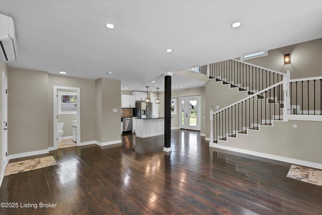 4610 Glenarm Rd, Crestwood, KY 40014