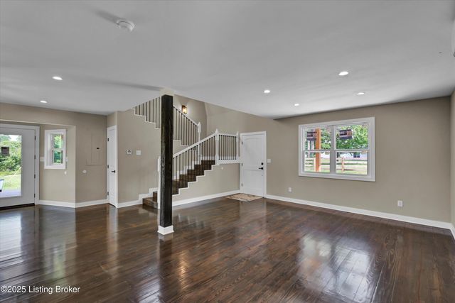 4610 Glenarm Rd, Crestwood, KY 40014