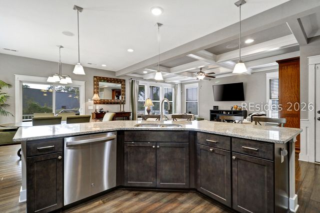 7 Creek Landing Trce, Hilton Head Island, SC 29926