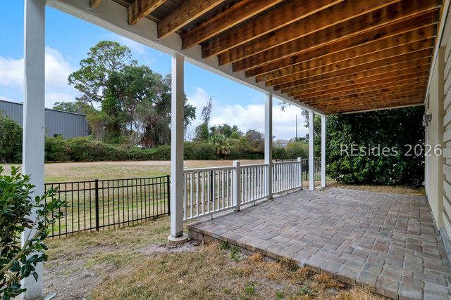 7 Creek Landing Trce, Hilton Head Island, SC 29926