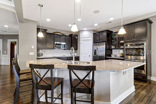 7 Creek Landing Trce, Hilton Head Island, SC 29926