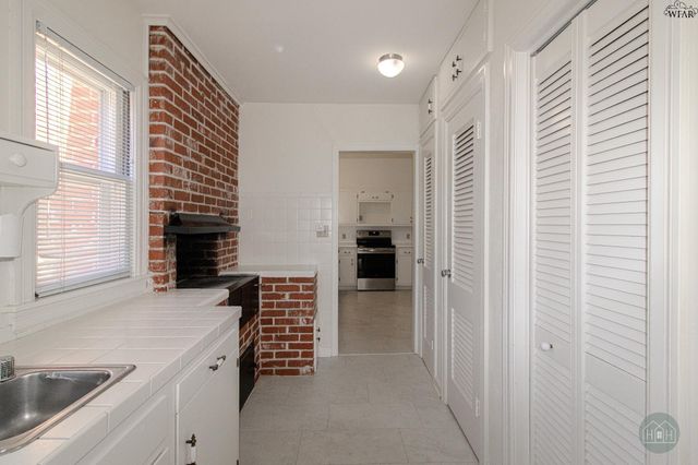 2519 PARADISE STREET, Vernon, TX 76384