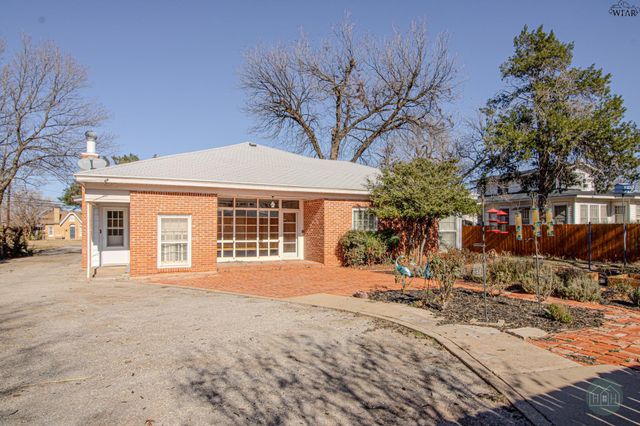 2519 PARADISE STREET, Vernon, TX 76384