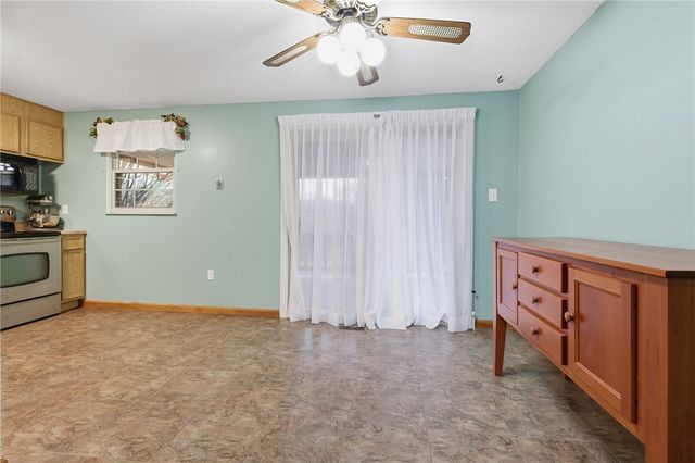 310 Celestial Dr, Economy, PA 15042