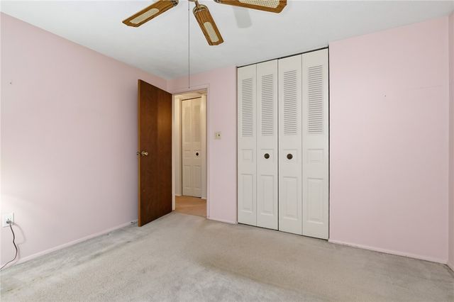 310 Celestial Dr, Economy, PA 15042