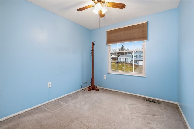 310 Celestial Dr, Economy, PA 15042