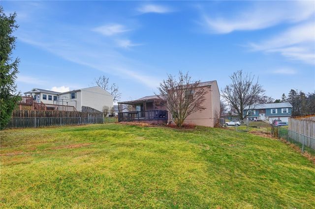 310 Celestial Dr, Economy, PA 15042