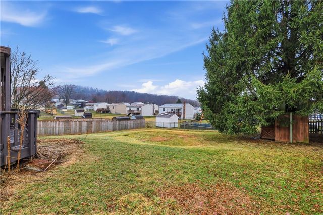 310 Celestial Dr, Economy, PA 15042
