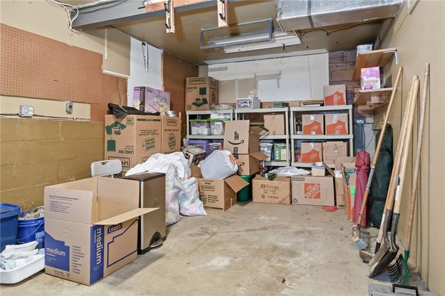 310 Celestial Dr, Economy, PA 15042