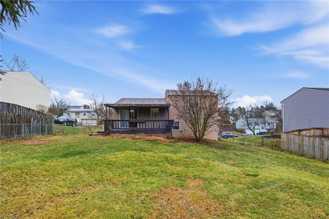 310 Celestial Dr, Economy, PA 15042