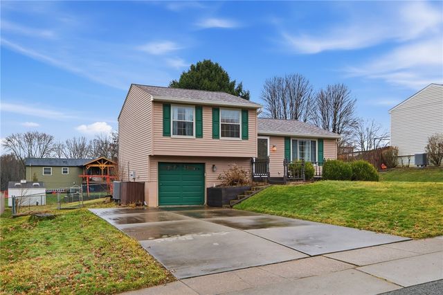 310 Celestial Dr, Economy, PA 15042