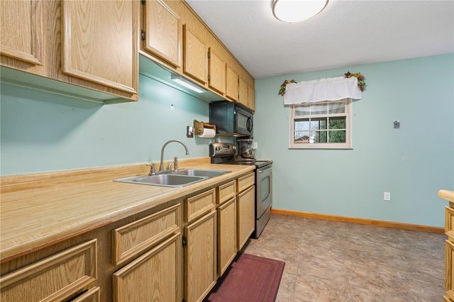 310 Celestial Dr, Economy, PA 15042