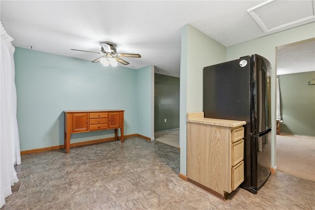 310 Celestial Dr, Economy, PA 15042