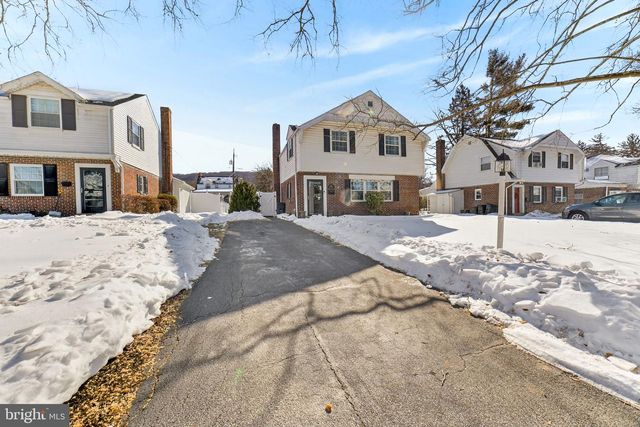 926 BUTTONWOOD ST, Emmaus, PA 18049