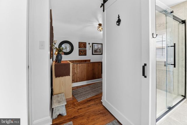 926 BUTTONWOOD ST, Emmaus, PA 18049