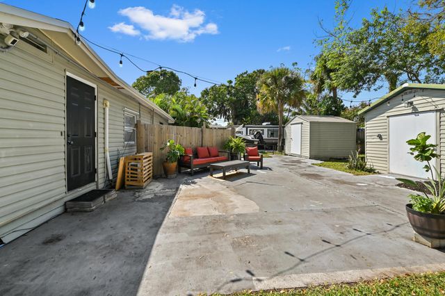 1501 N D Street, Lake Worth Beach, FL 33460