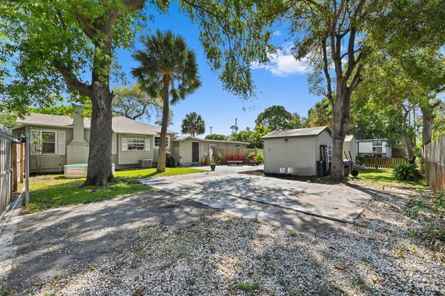 1501 N D Street, Lake Worth Beach, FL 33460