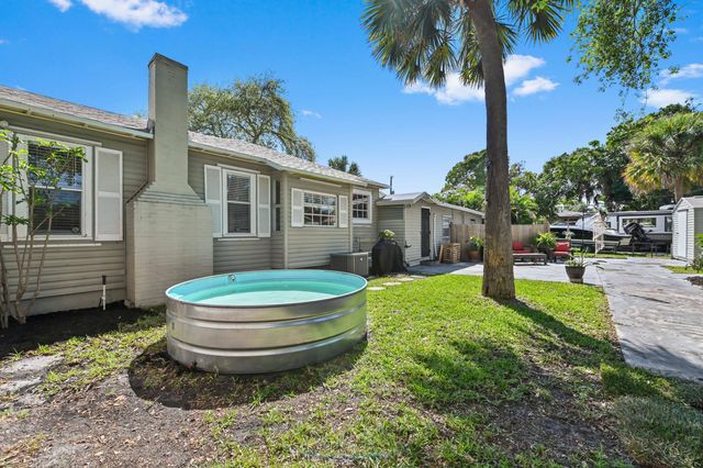 1501 N D Street, Lake Worth Beach, FL 33460