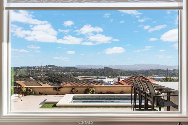1132 Summit Oak, Lake Forest, CA 92679