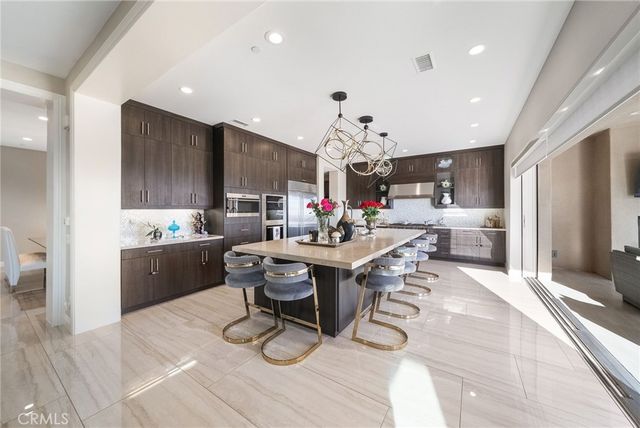1132 Summit Oak, Lake Forest, CA 92679