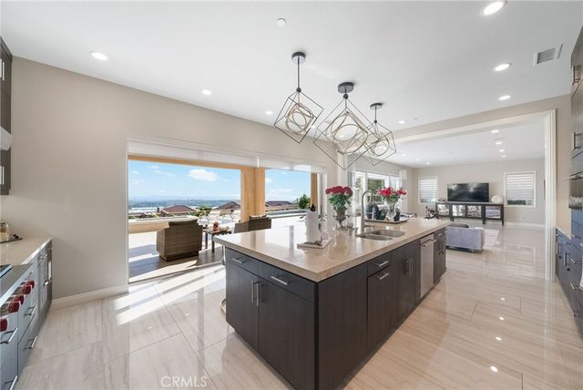 1132 Summit Oak, Lake Forest, CA 92679