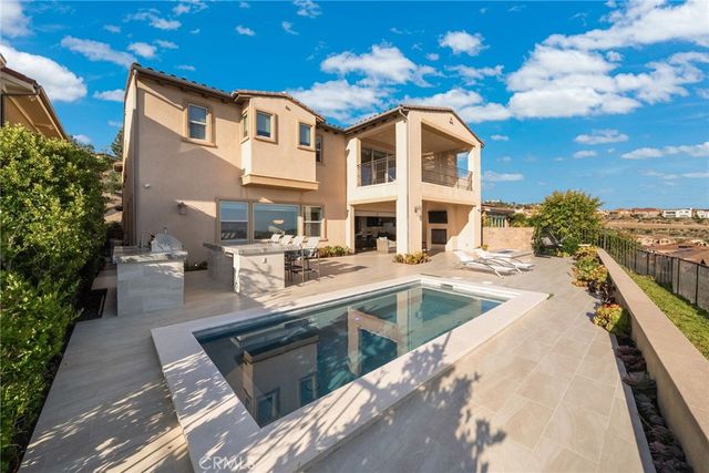 1132 Summit Oak, Lake Forest, CA 92679