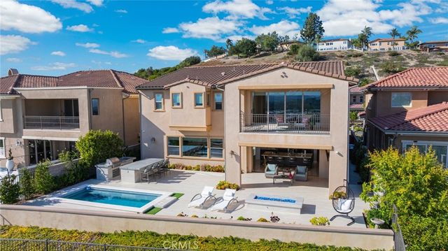 1132 Summit Oak, Lake Forest, CA 92679
