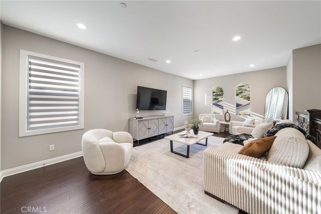 1132 Summit Oak, Lake Forest, CA 92679