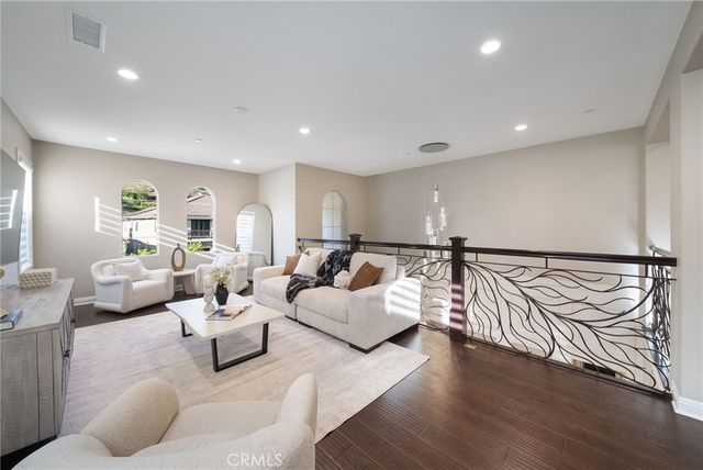 1132 Summit Oak, Lake Forest, CA 92679