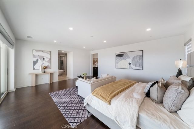 1132 Summit Oak, Lake Forest, CA 92679