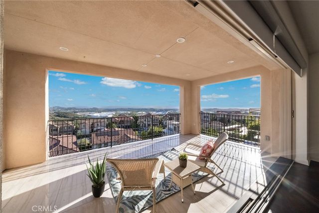1132 Summit Oak, Lake Forest, CA 92679