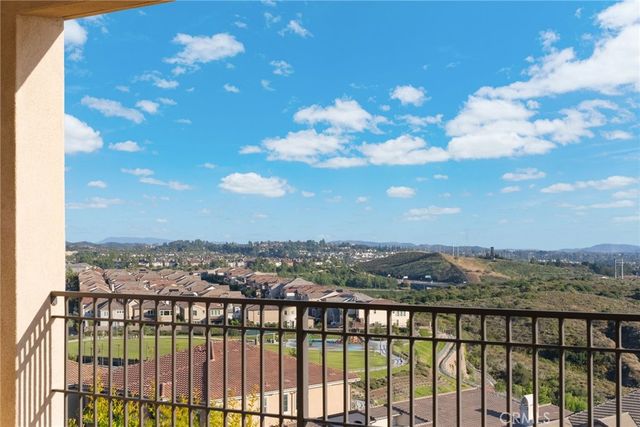 1132 Summit Oak, Lake Forest, CA 92679