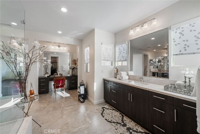1132 Summit Oak, Lake Forest, CA 92679