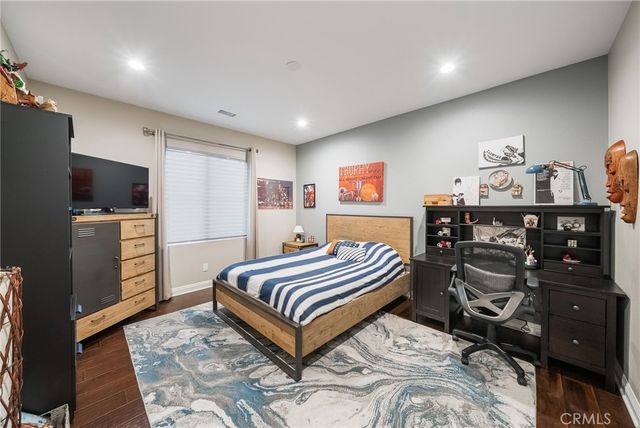 1132 Summit Oak, Lake Forest, CA 92679