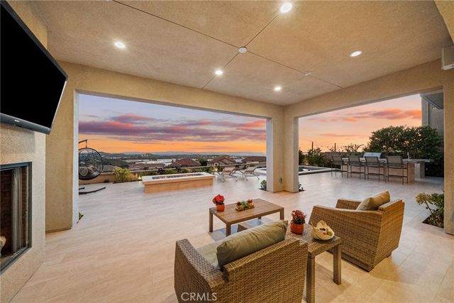 1132 Summit Oak, Lake Forest, CA 92679