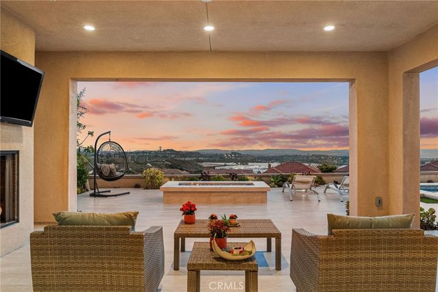 1132 Summit Oak, Lake Forest, CA 92679