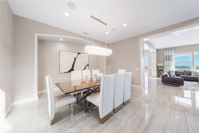 1132 Summit Oak, Lake Forest, CA 92679