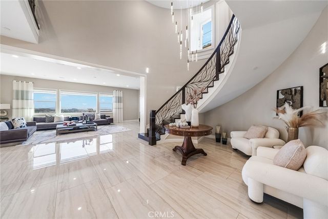 1132 Summit Oak, Lake Forest, CA 92679