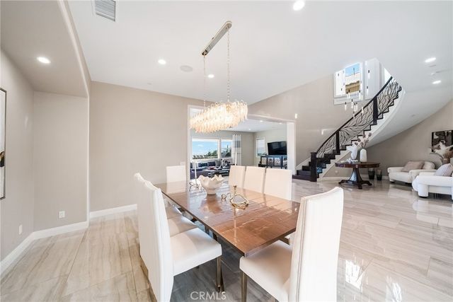 1132 Summit Oak, Lake Forest, CA 92679