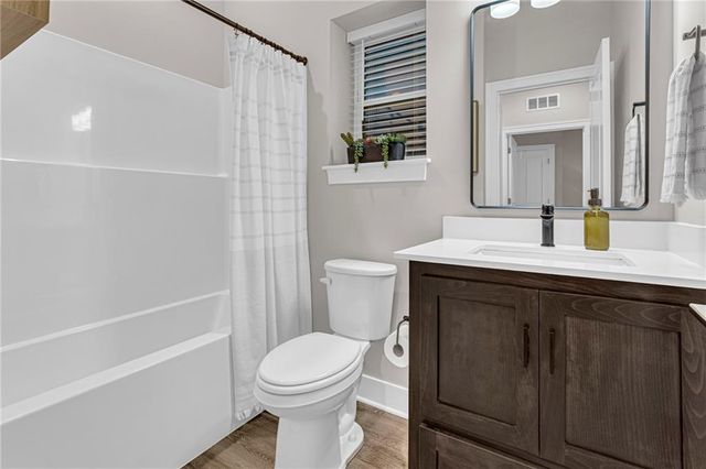 5826 Hunter Court, Raytown, MO 64133