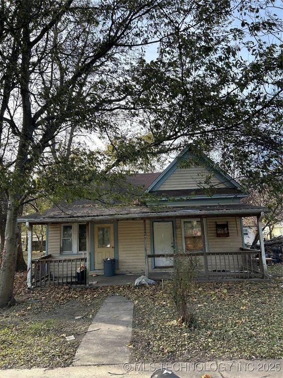 114 N Whitaker, Pryor, OK 74361