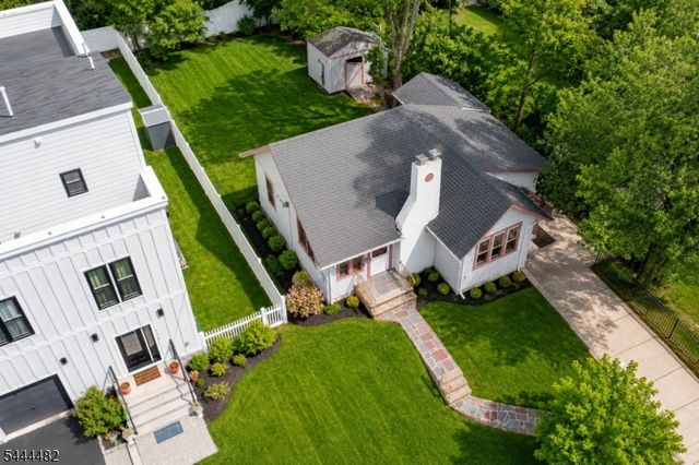 125 Meadowbrook Rd, Livingston Twp., NJ 07039