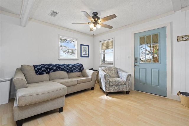 7947 Bay Shore Drive, Elberta, AL 36530