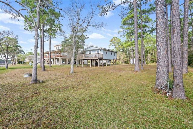 7947 Bay Shore Drive, Elberta, AL 36530