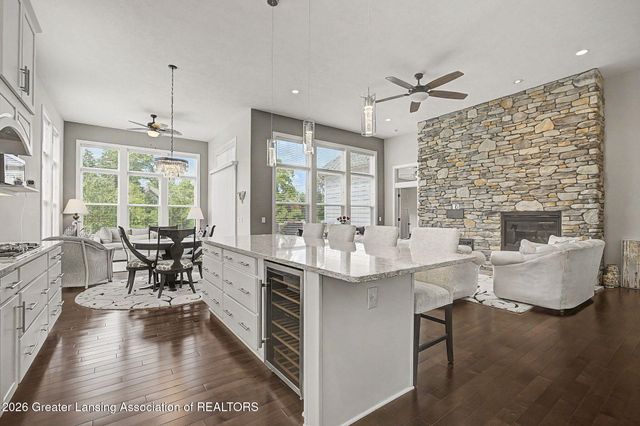 6253 Fenwick Court, East Lansing, MI 48823