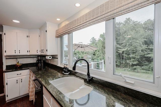109 Pillsbury Road, Londonderry, NH 03053