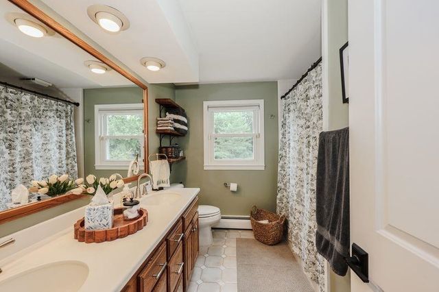 109 Pillsbury Road, Londonderry, NH 03053